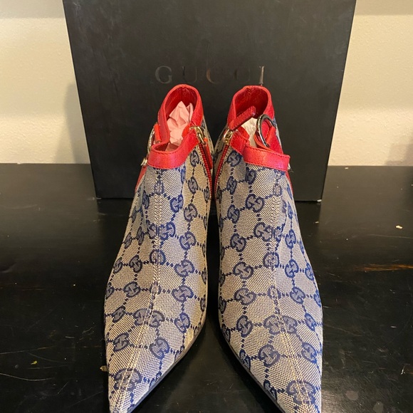 GUCCI GG TOM FORD BOOTIES BLUE/RED Size:7.5  FANTASTIC  PREOWNED CONDITION - Picture 2 of 12